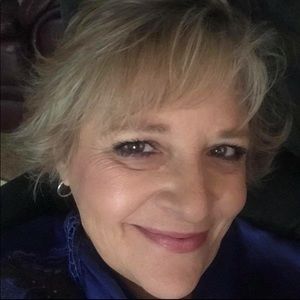 Meet your Posher, Cathy